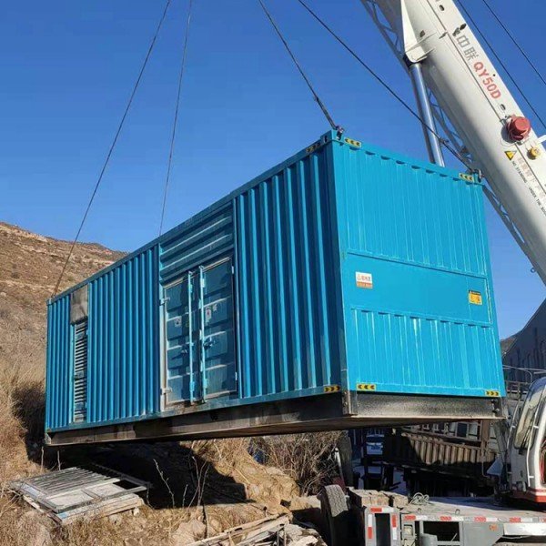 清镇发电机的发电效率受多种因素影响，主要包括以下几个方面：