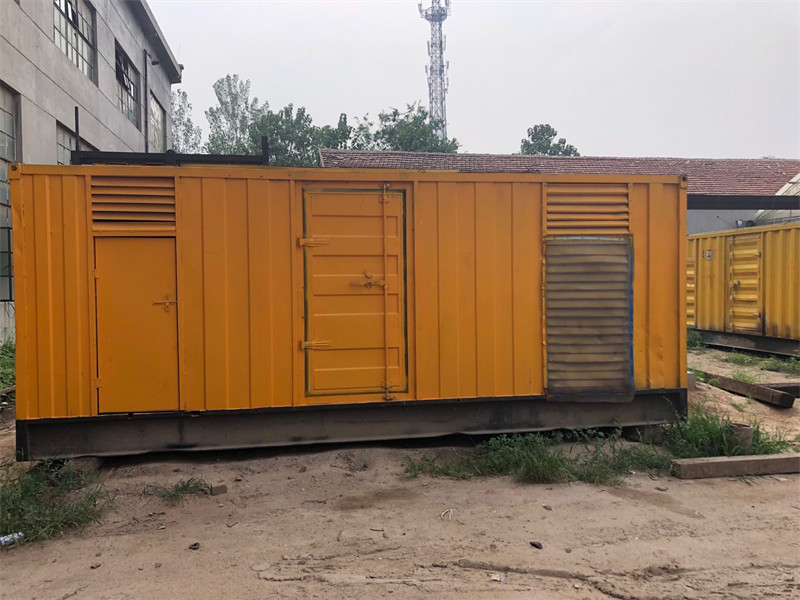 清镇柴油发电机如何判断新机油是否已经完全充满机油滤清器?