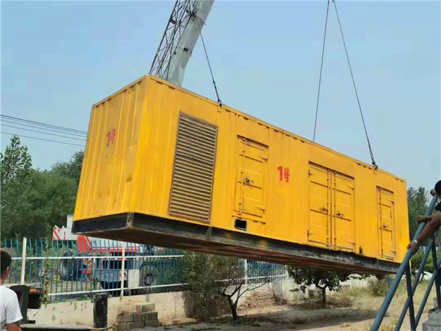 清镇300KW柴油发电机组油耗是多少？