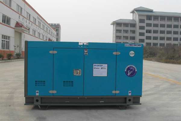清镇发电机租赁发电机组的换季保养注意事项