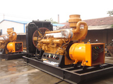 清镇发电机组的频率规格是如何确定的？