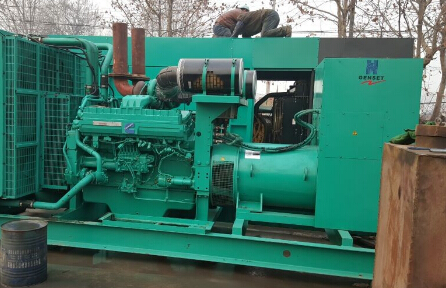 清镇发电机组如何判断水冷式机油散热器内部是否需要清洗?